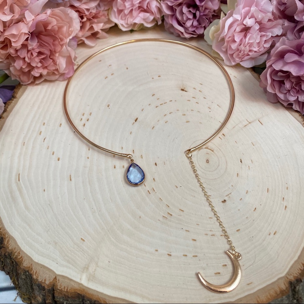 Beautiful Crystal Moon and Aquamarine Gold Choker Necklace - Picture 9 of 13